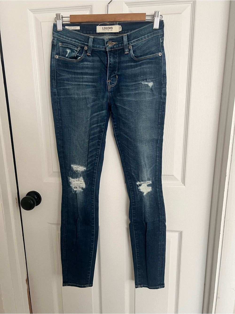 Legend by Lucky Brand Women's Distressed Mid-Rise Skinny Jeans in Dark Blue